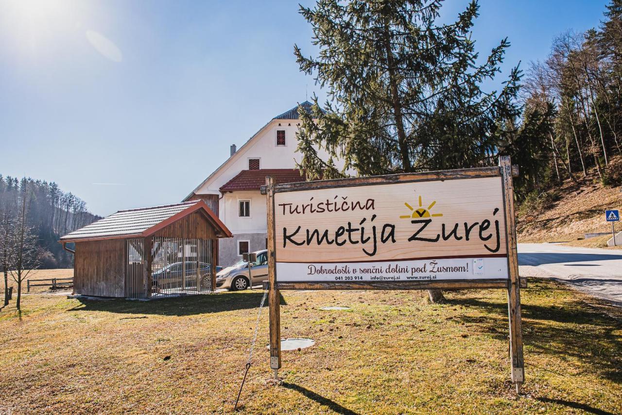 Farm Stay Zurej Sentjur Ngoại thất bức ảnh