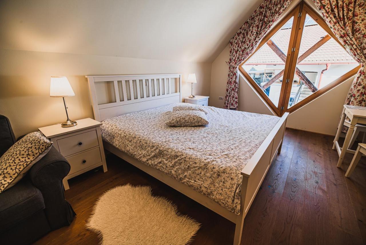 Farm Stay Zurej Sentjur Ngoại thất bức ảnh