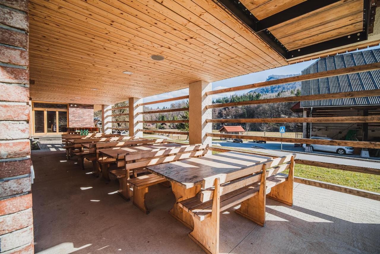 Farm Stay Zurej Sentjur Ngoại thất bức ảnh